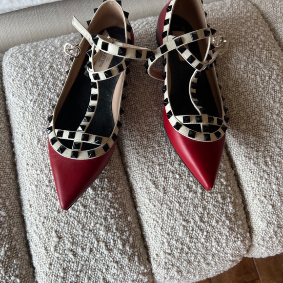 Ladies Valentino shoes - Picture 5 of 5